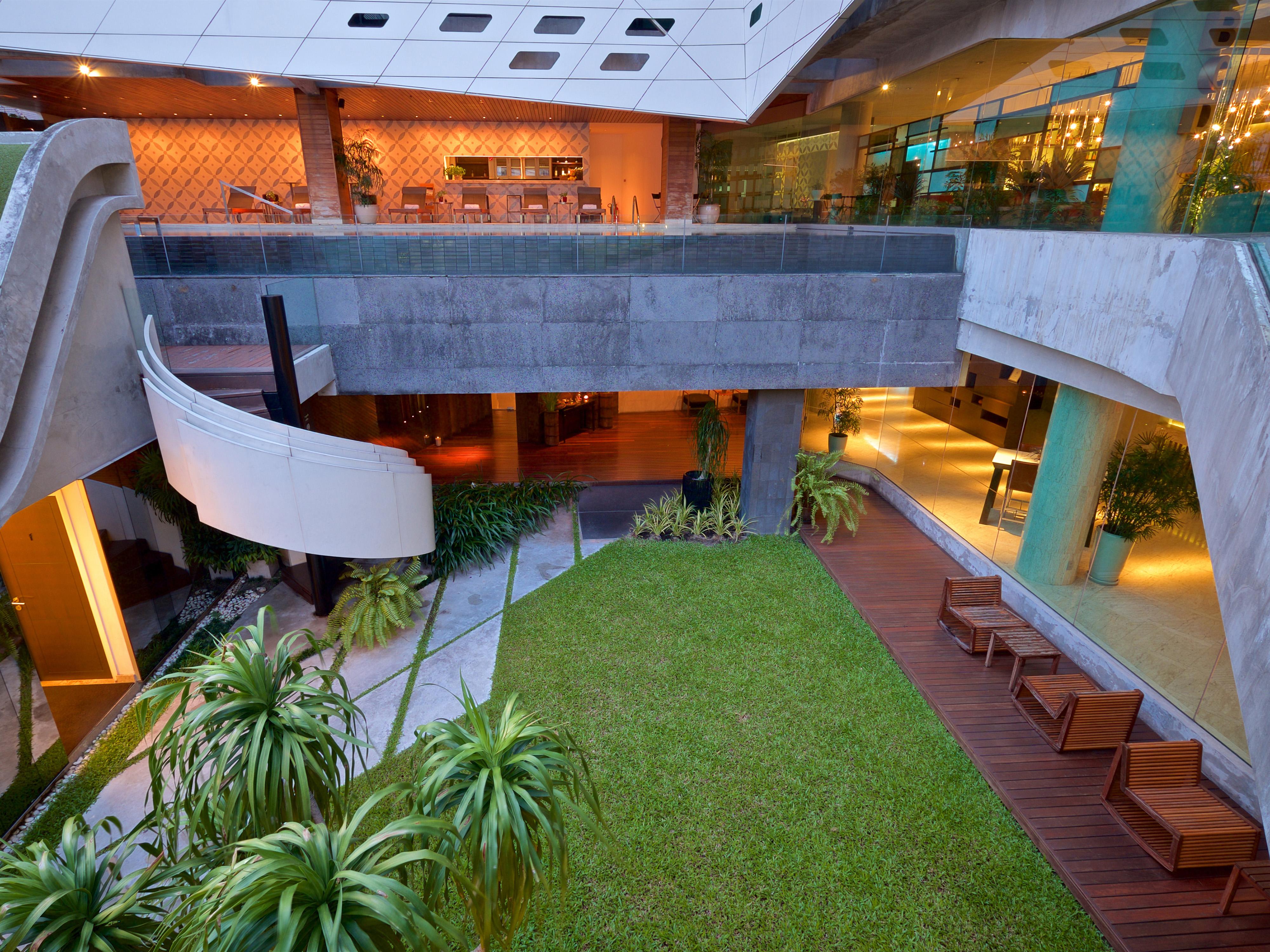 LiT BANGKOK Residence - SHA Extra Plus Exterior foto